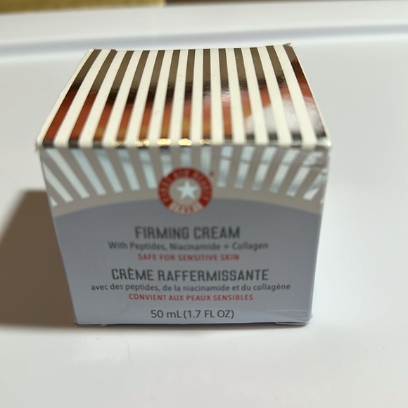 First Aid Beauty Firming Cream with Peptides Niacinimide Collagen 1.7 Oz NIB - Picture 2 of 7